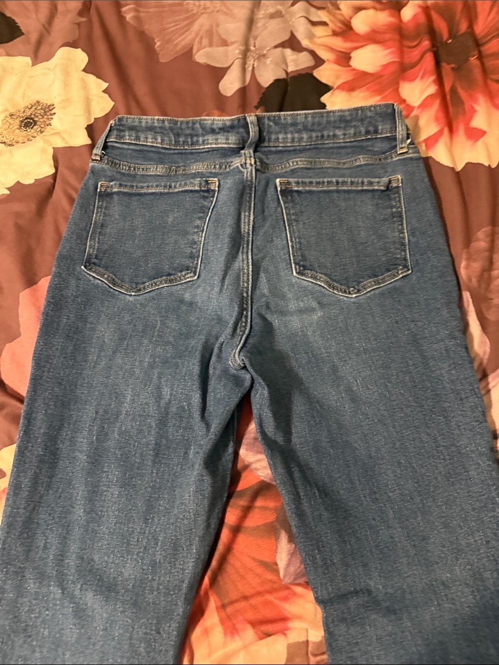 Old Navy Medium Blue Flare Jeans - Picture 4 of 4